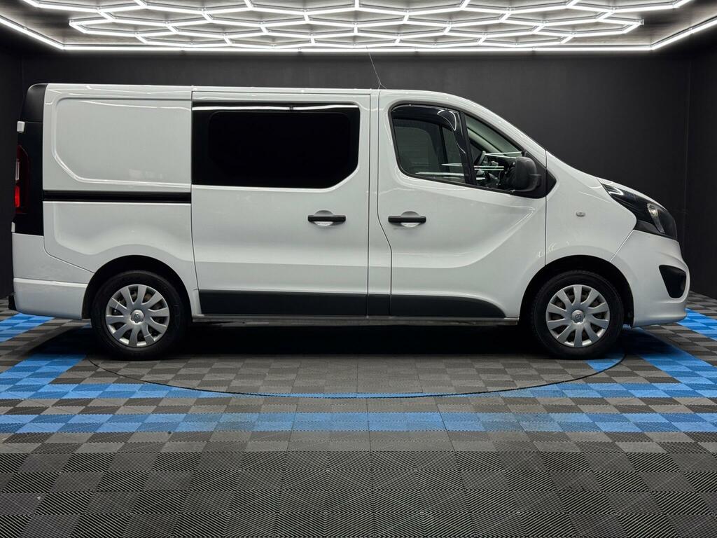 Vauxhall Vivaro 1.6 Cdti 2900 Biturbo Ecotec Sportive Crew Van L1 White #4
