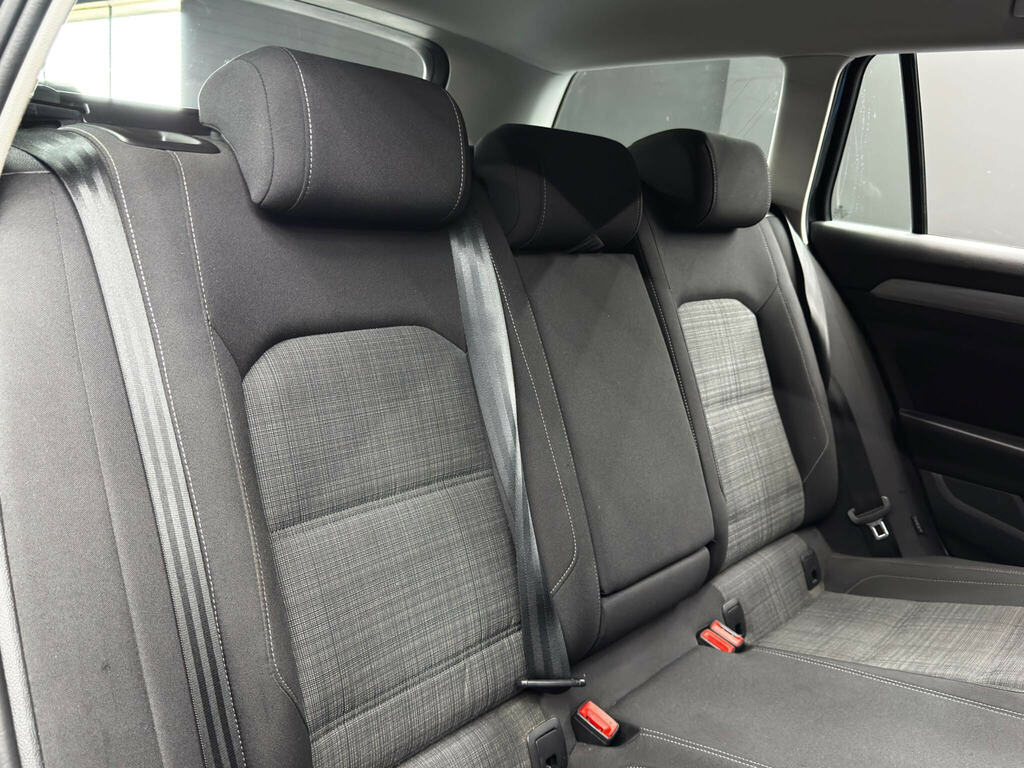 Volkswagen Passat Estate 2.0 Tdi Evo Scr R-line Dsg Silver #14