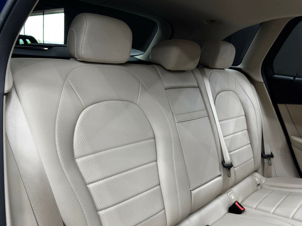 Mercedes-Benz GLC Class 2.0 Glc300 Mhev Amg Line Suv G Tronic P Silver #15