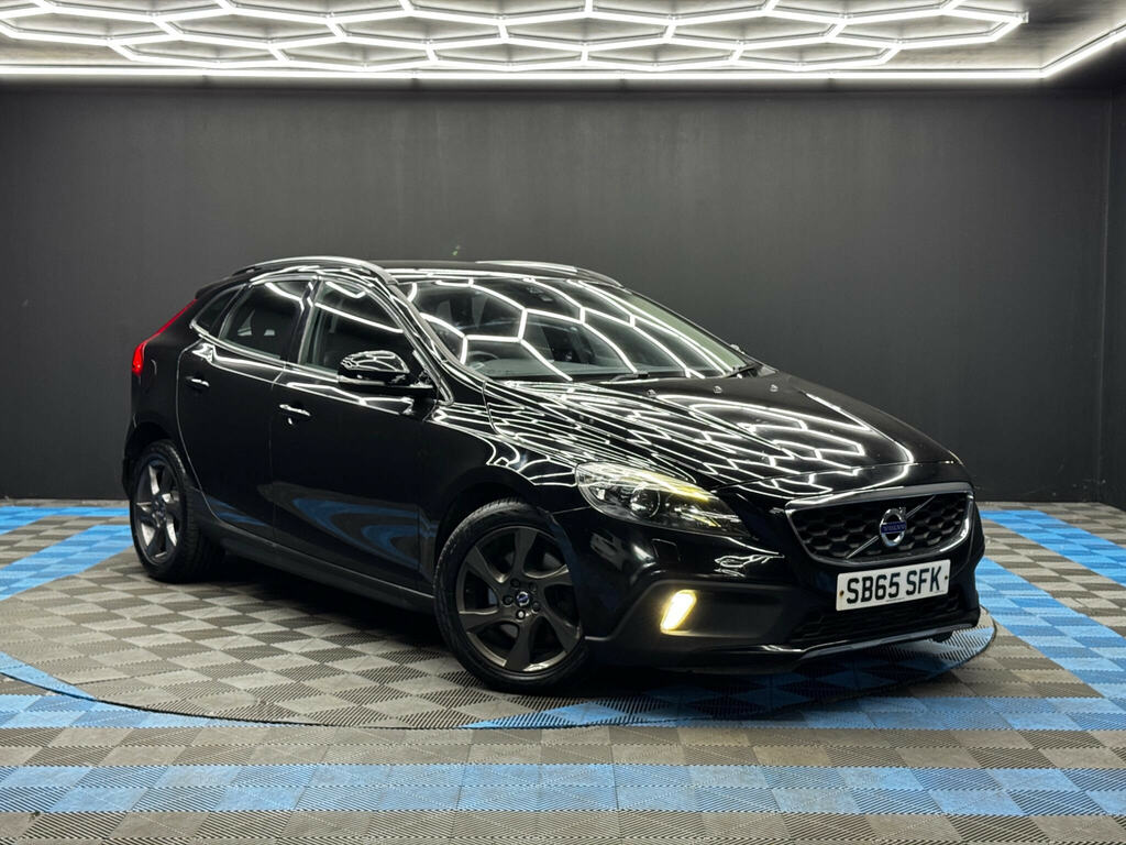 Volvo V40 Cross Country 2.0 D2 Lux Euro 6 Ss Black