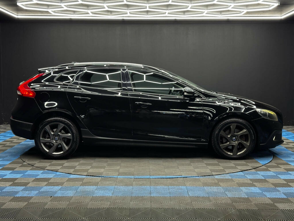 Volvo V40 Cross Country 2.0 D2 Lux Euro 6 Ss Black #4