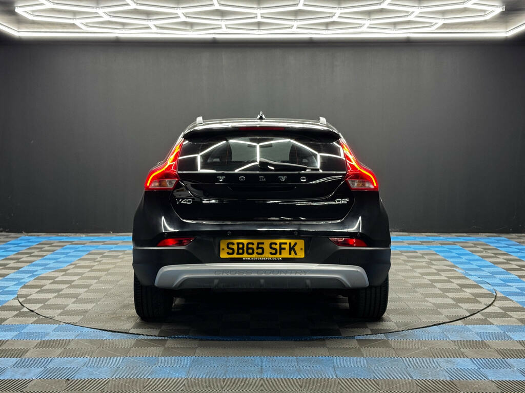 Volvo V40 Cross Country 2.0 D2 Lux Euro 6 Ss Black #6