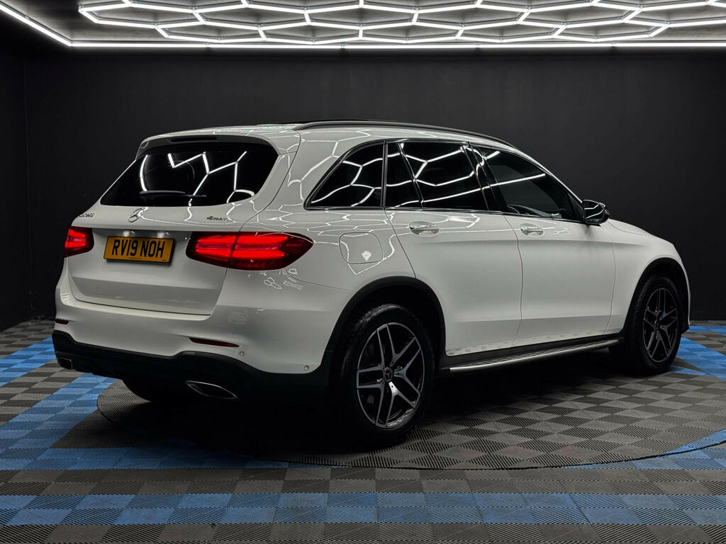 Mercedes-Benz GLC Class 2.0 Glc250 Amg Night Edition Premium Plus G-tron White #5