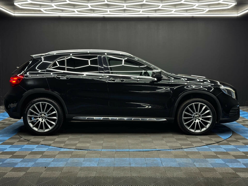 Mercedes-Benz GLA Class 1.6 Gla180 Amg Line Edition 7G-dct Euro 6 Ss Black #4