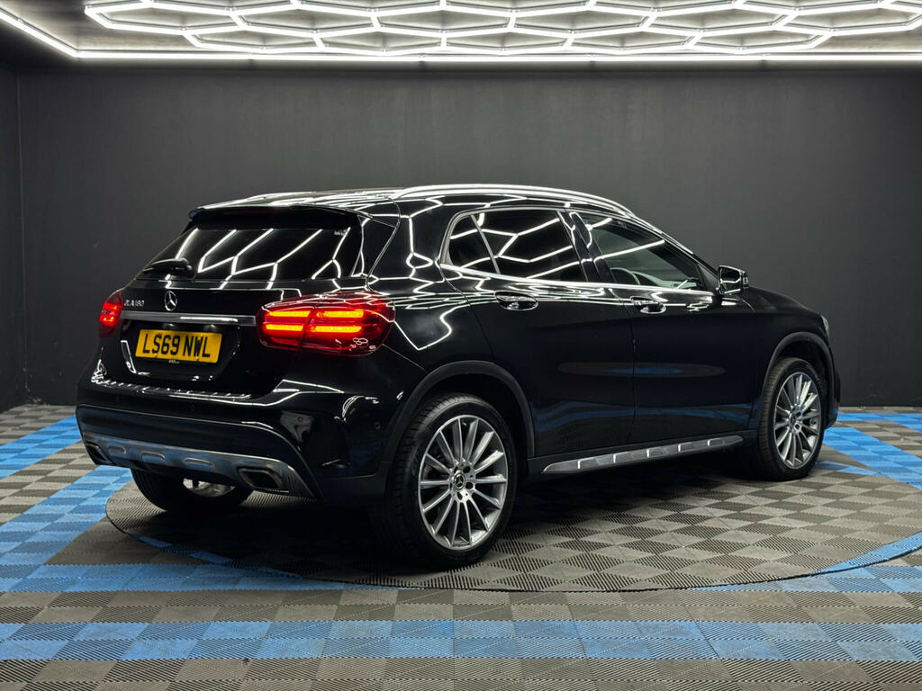 Mercedes-Benz GLA Class 1.6 Gla180 Amg Line Edition 7G-dct Euro 6 Ss Black #5