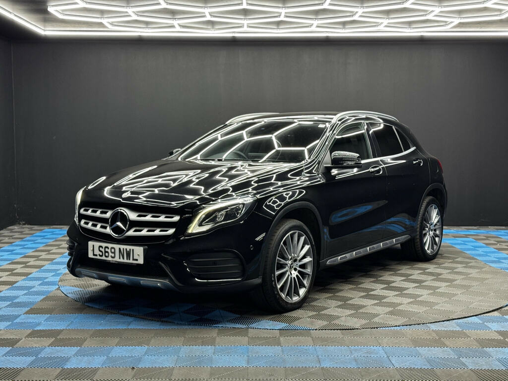 Mercedes-Benz GLA Class 1.6 Gla180 Amg Line Edition 7G-dct Euro 6 Ss Black #3