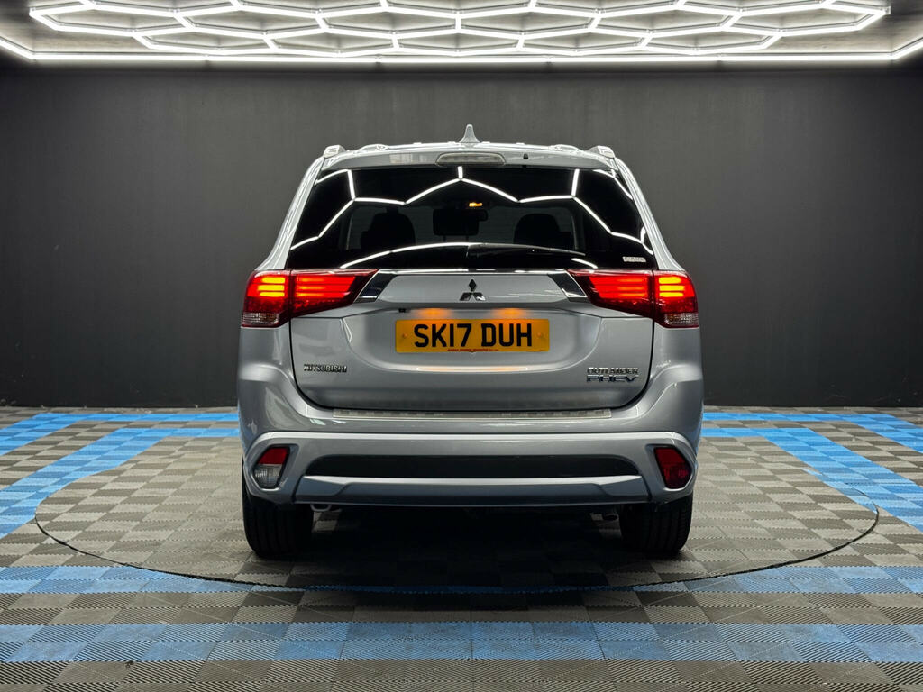 Mitsubishi Outlander 2.0H 12Kwh Juro Cvt 4Wd Euro 6 Ss Silver #6