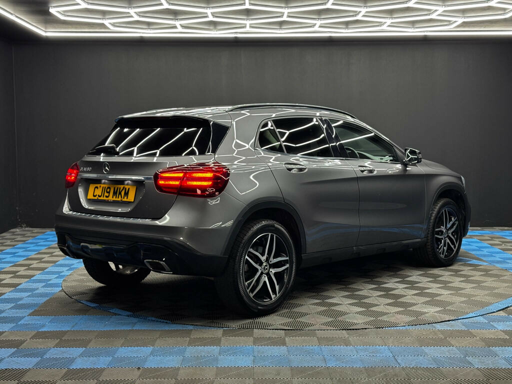 Mercedes-Benz GLA Class 1.6 Gla180 Urban Edition 7G-dct Euro 6 Ss Grey #5