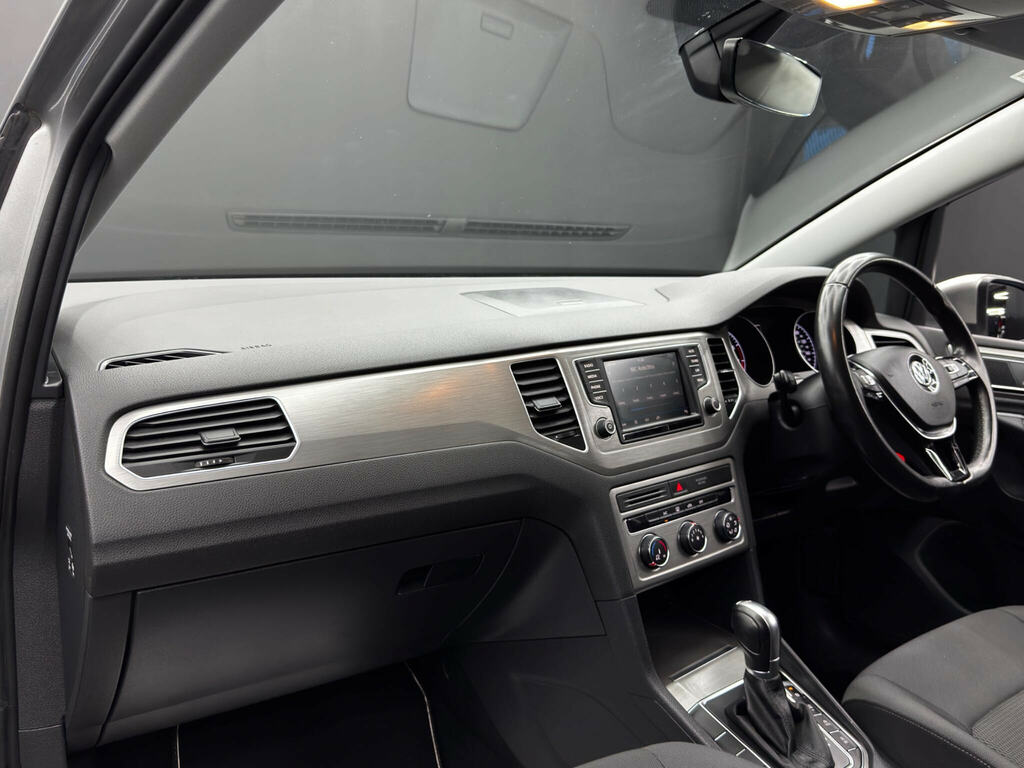 Volkswagen Golf SV 1.0 Tsi Se Bluemotion Mpv Euro 6 Gold #11