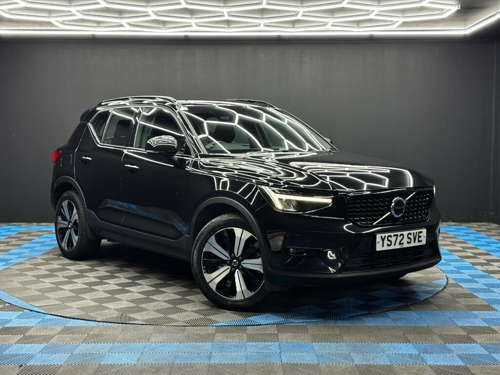 Volvo XC40 1.5H T4 Recharge 10.7Kwh Plus Euro 6 Ss Black