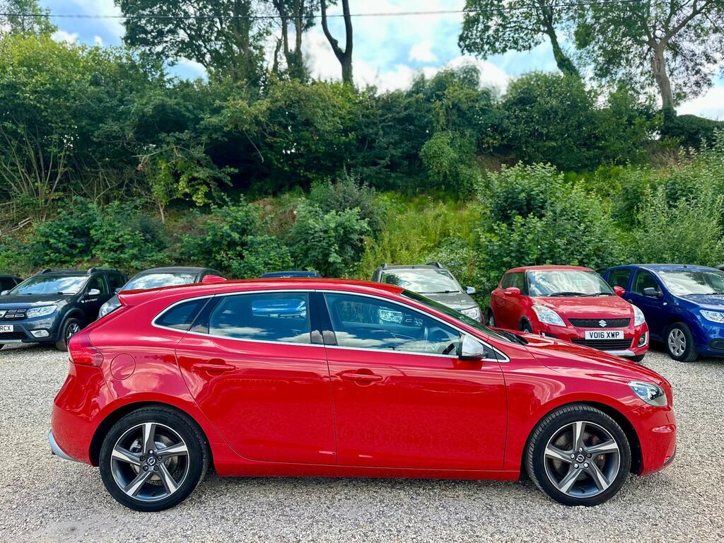 Volvo V40 2.0 D4 R-design Euro 6 Ss Red #4