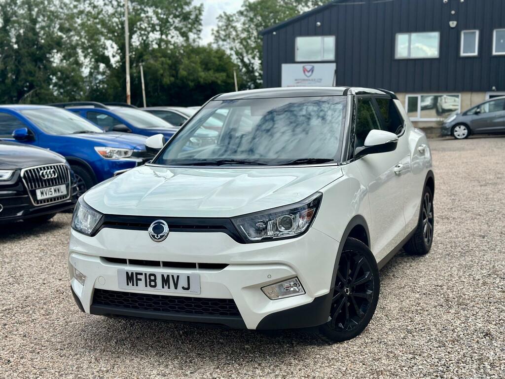 SsangYong Tivoli 1.6 E-xgi Elx Euro 6 White #2