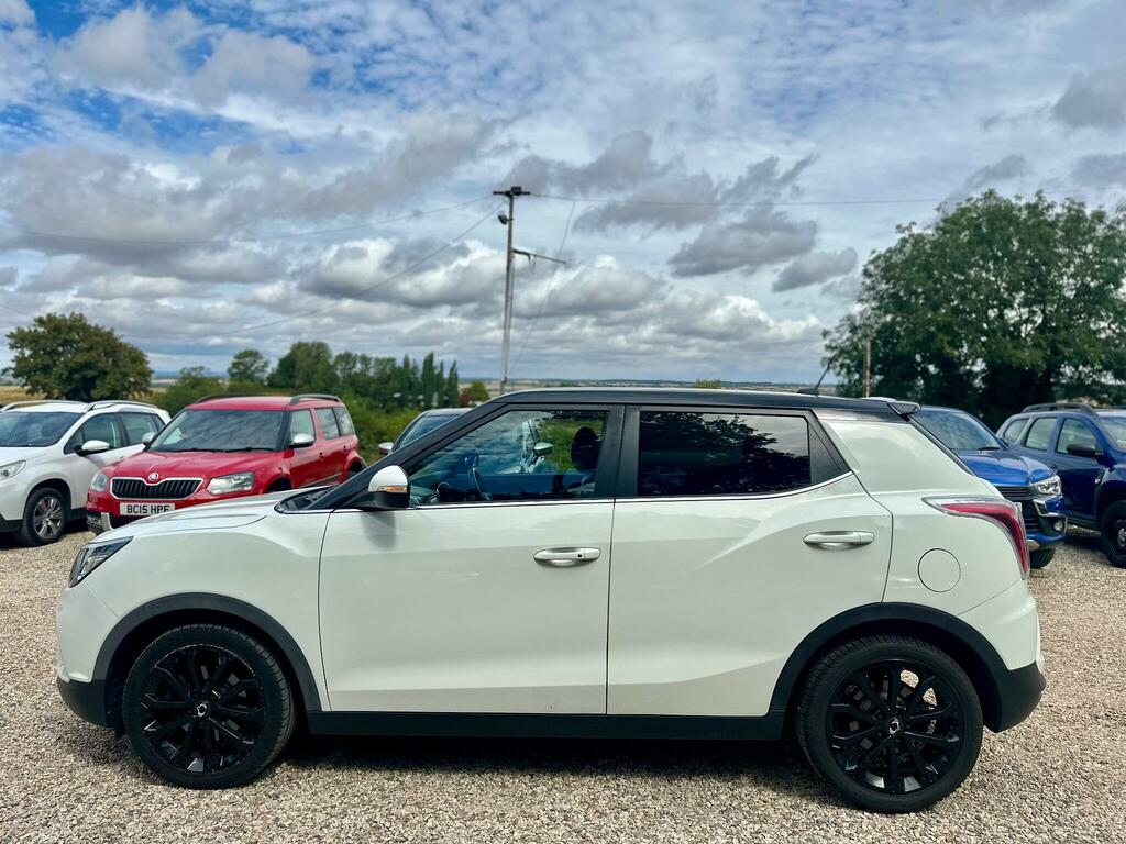 SsangYong Tivoli 1.6 E-xgi Elx Euro 6 White #5