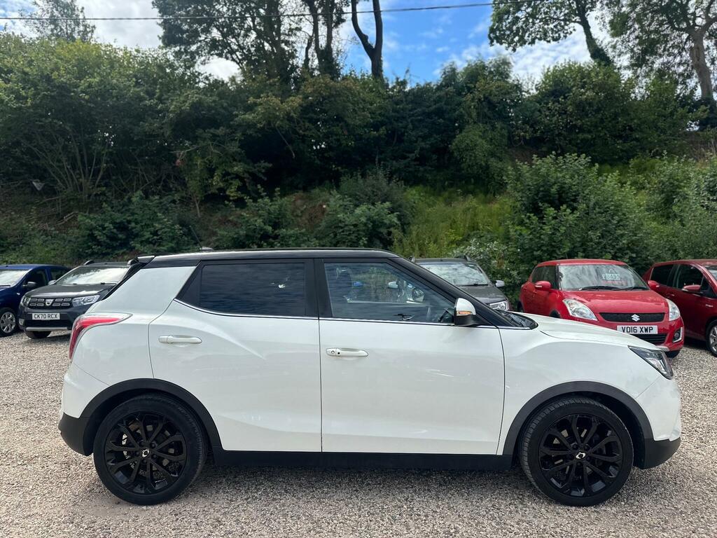 SsangYong Tivoli 1.6 E-xgi Elx Euro 6 White #4