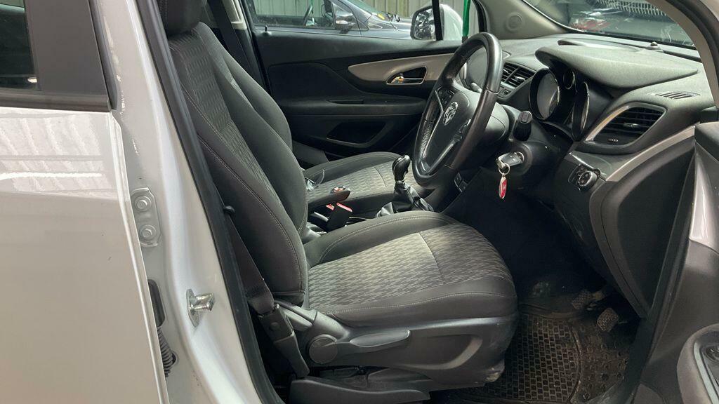 Vauxhall Mokka Suv 1.6 I Exclusiv 2016 White #11