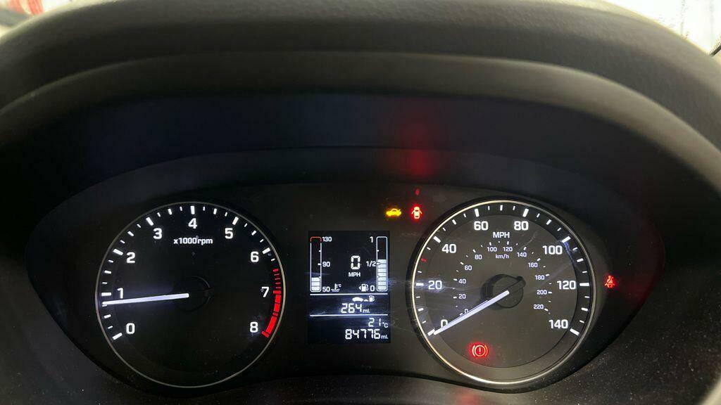 Hyundai I20 1.2 Mpi Se 83 Bhp White #13