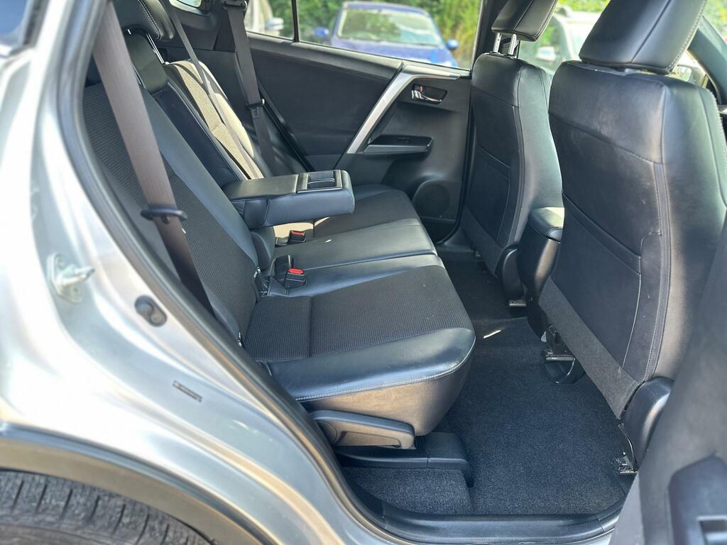 Toyota Rav 4 2.0 V-matic Excel Cvt Silver #35