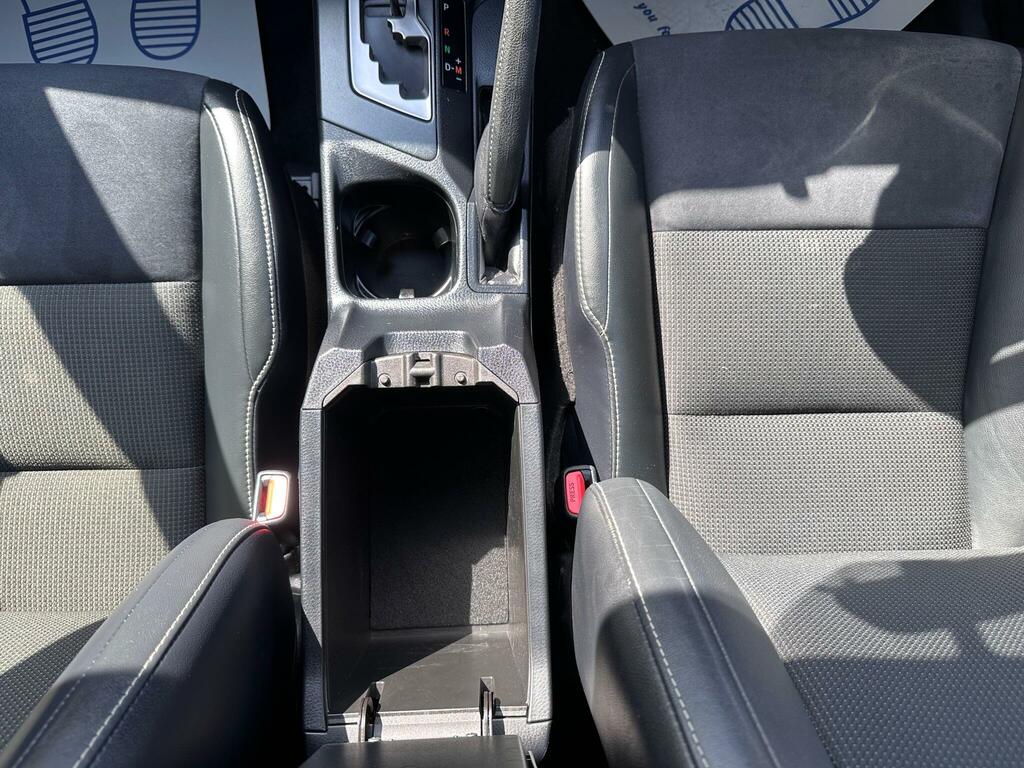 Toyota Rav 4 2.0 V-matic Excel Cvt Silver #22