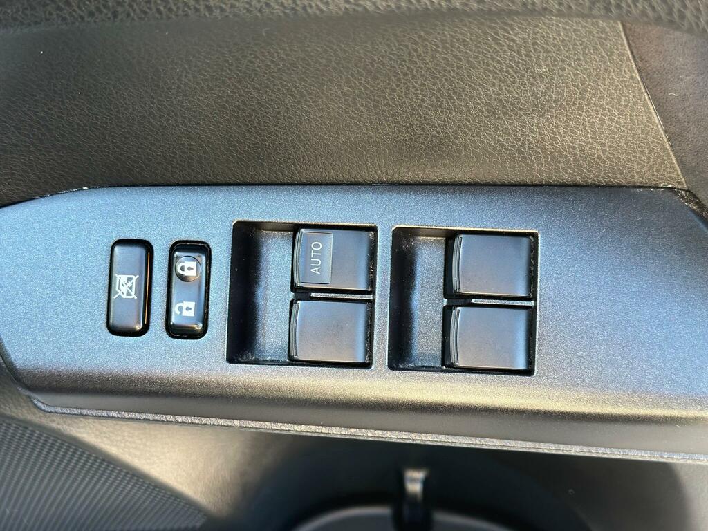 Toyota Rav 4 2.0 V-matic Excel Cvt Silver #39