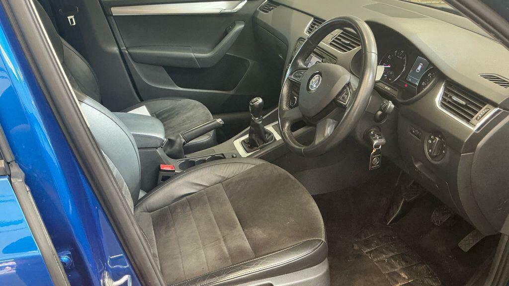 Skoda Octavia 2.0 Tdi Vrs Dsg Euro 5 Ss Grey #12