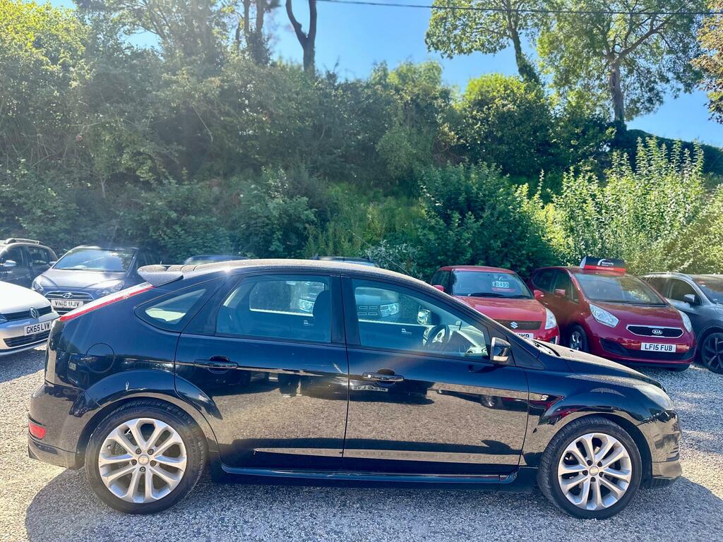 Ford Focus Zetec Hatchback 161 Gkm, 99 Bh Red #4