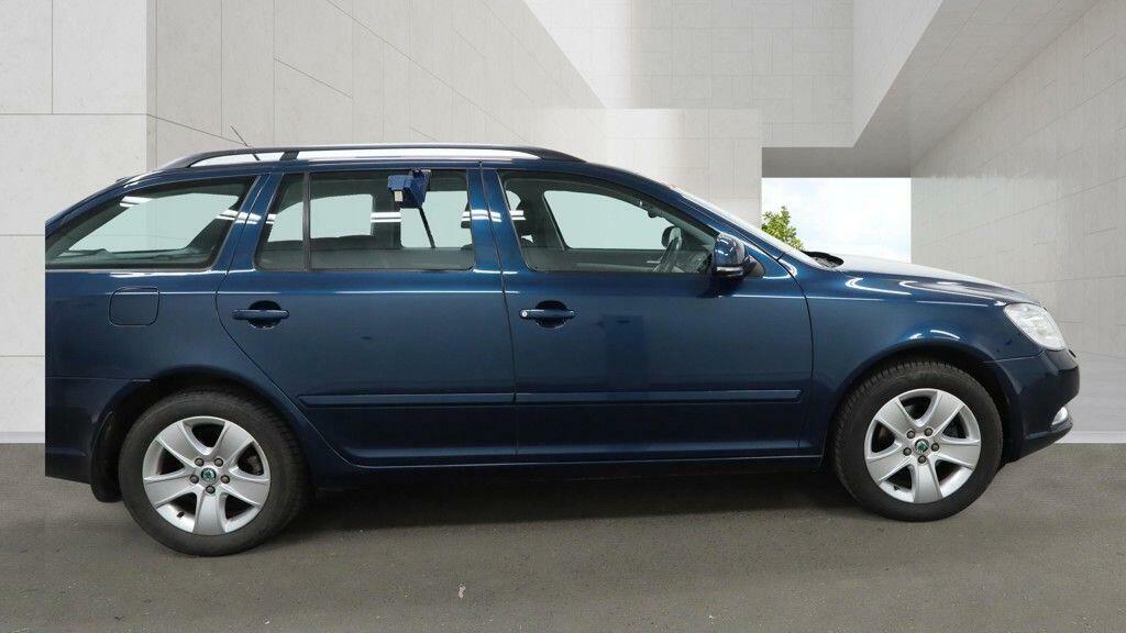 Skoda Octavia 1.6 Tdi Elegance Dsg Euro 5 Blue #5