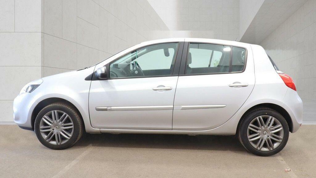 Renault Clio 1.2 I-music Euro 5 Red #6