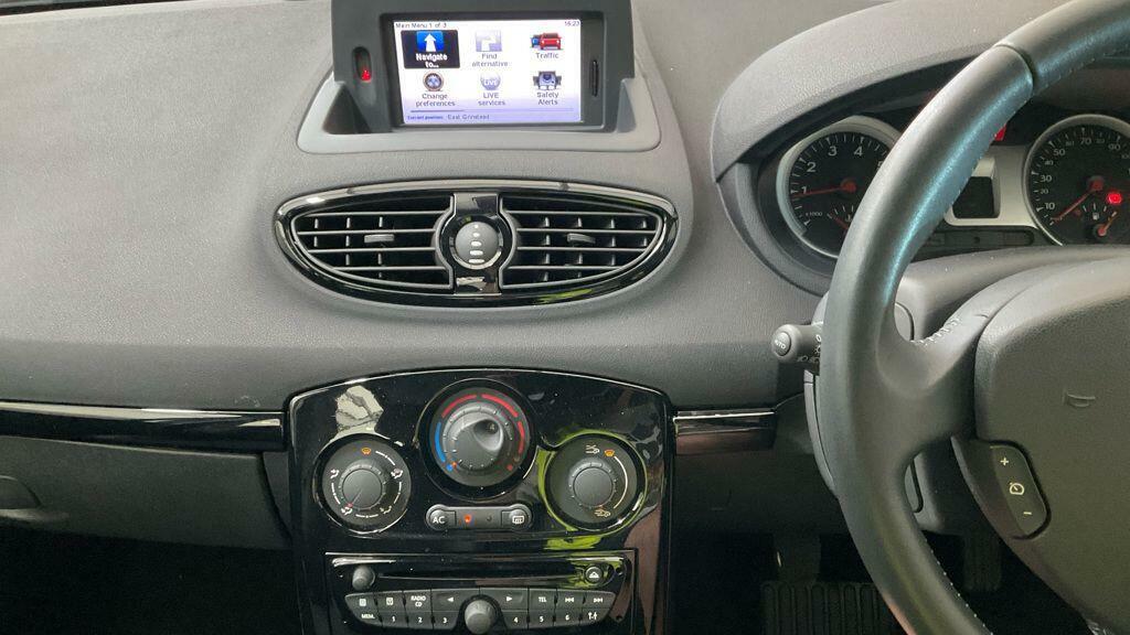Renault Clio 1.2 I-music Euro 5 Red #13