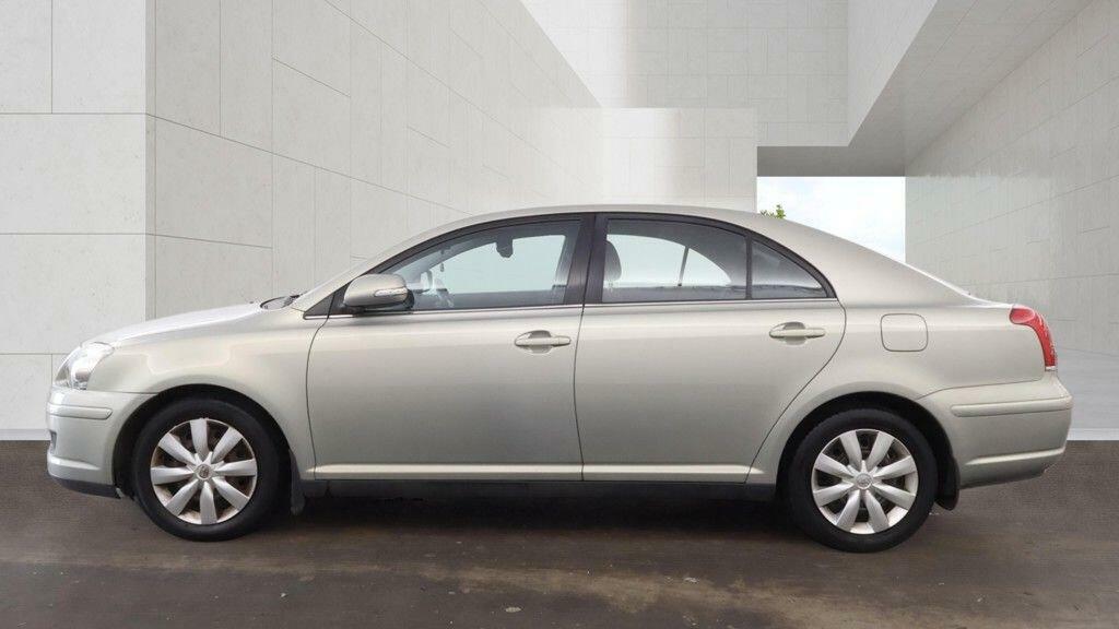 Toyota Avensis 2.0 D-4d Colour Collection Silver #6