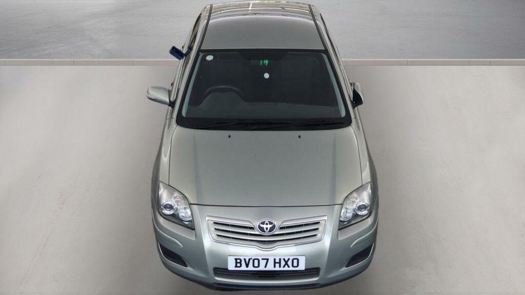 Toyota Avensis 2.0 D-4d Colour Collection Silver #2