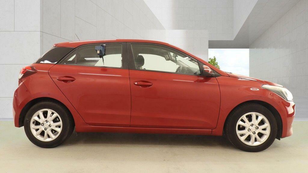 Hyundai I20 1.2 Blue Drive Se Euro 6 Ss Red #5