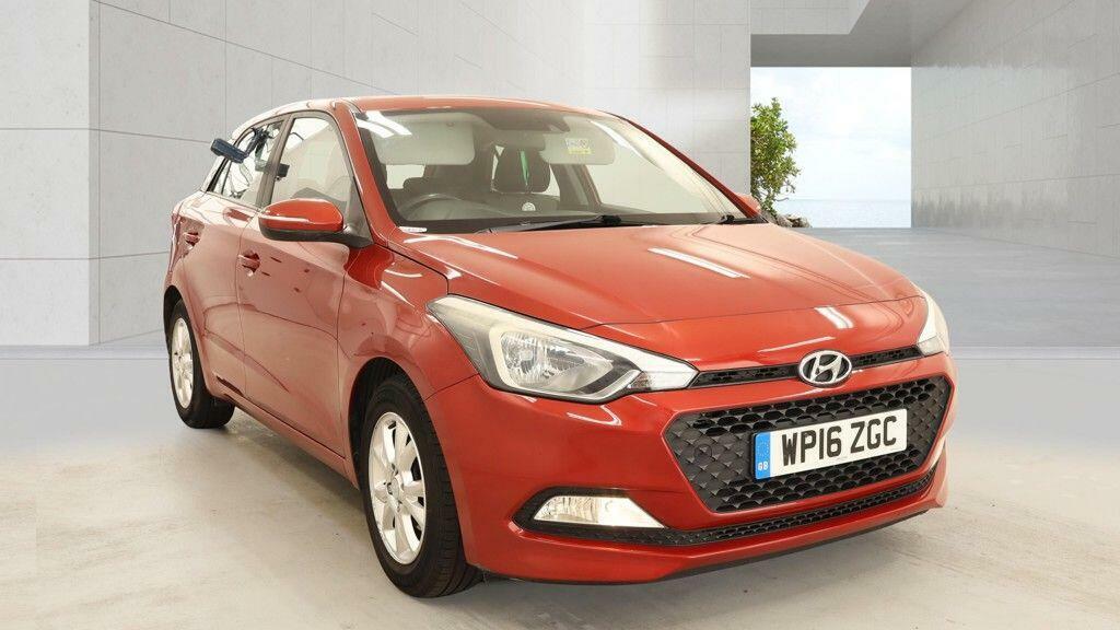Hyundai I20 1.2 Blue Drive Se Euro 6 Ss Red
