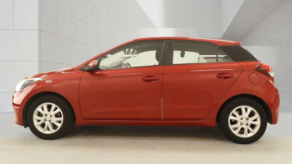 Hyundai I20 1.2 Blue Drive Se Euro 6 Ss Red #6
