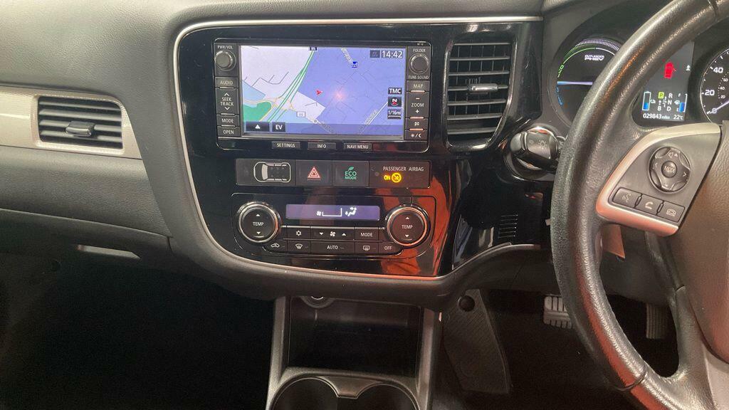 Mitsubishi Outlander 2.2L 2.2 Di-d Gx4 4Wd Euro 5 Ss Black #13