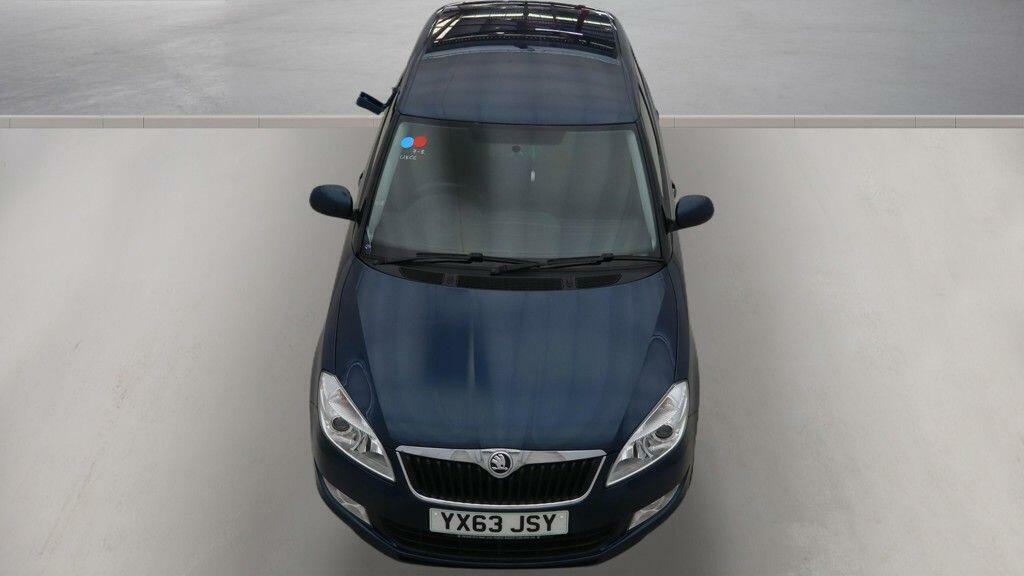 Skoda Fabia 1.6 Tdi Scout Estate Euro 5 105 White #7