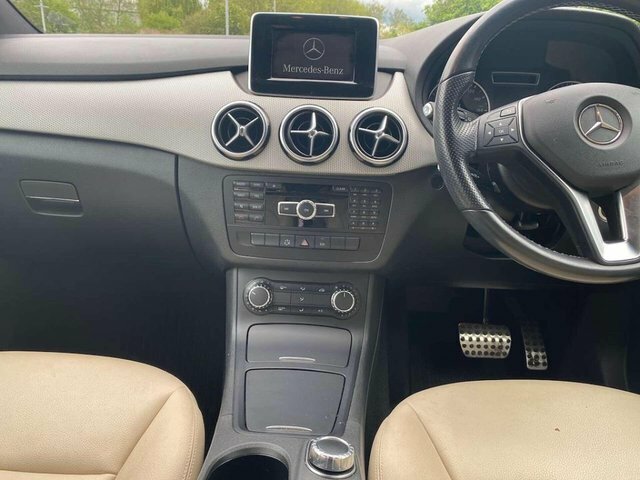 Mercedes-Benz B Class 2014 1.5 B180 Cdi Sport Mpv 7G-dct Euro Red #5
