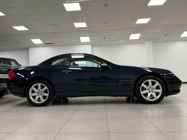 Mercedes-Benz SL Class 5.0 Sl500 2D... #11