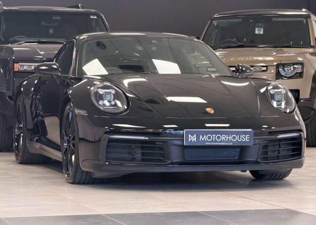 Porsche 911 2021 3.0T 992 Carrera Coupe Pdk Euro 6 Black #4