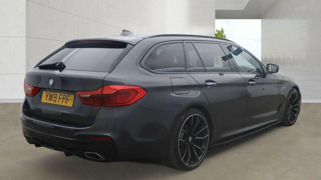 BMW 5 Series 2019 2.0 520D M Sport Touring Euro Grey #4