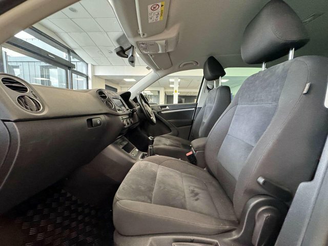 Volkswagen Tiguan 2.0 Tdi Grey #21