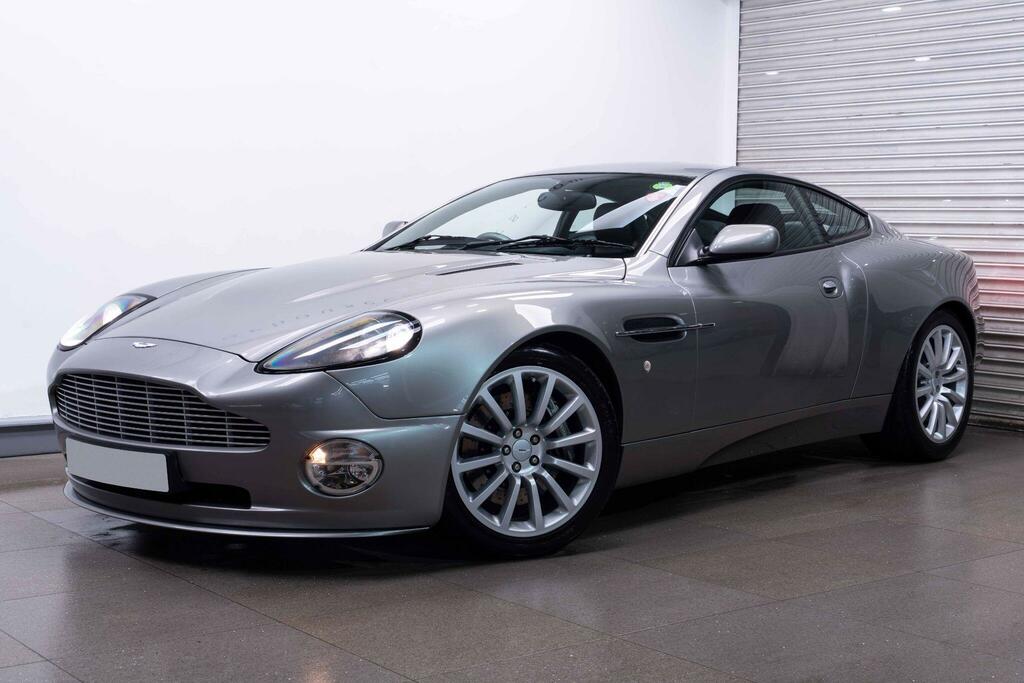 Aston Martin Vanquish 5.9 2dr Silver