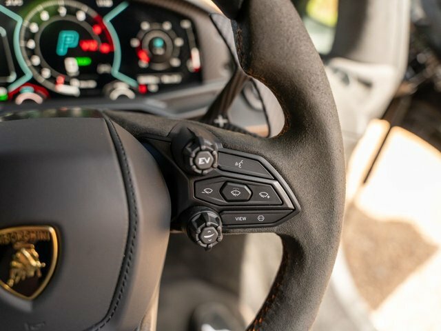 Lamborghini Revuelto V12 Hybrid  #31