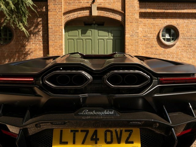 Lamborghini Revuelto V12 Hybrid  #10