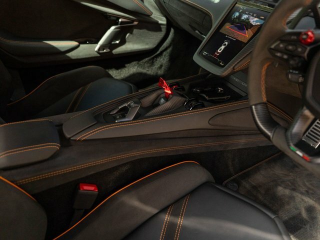 Lamborghini Revuelto V12 Hybrid  #28