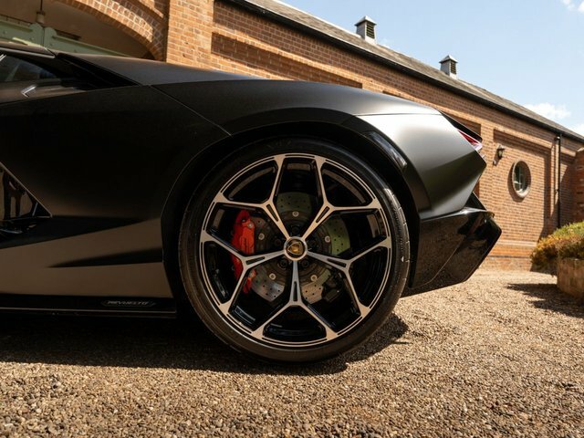 Lamborghini Revuelto V12 Hybrid  #14