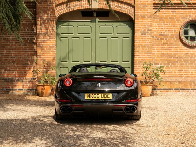 Ferrari California Turbo Dct - Special Handling Pack Blue #15