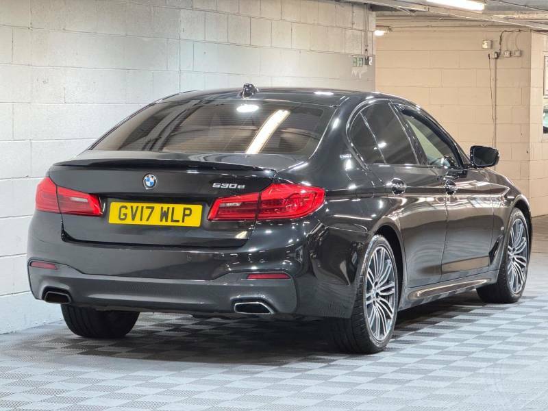 BMW 5 Series 530E M Sport Black #4