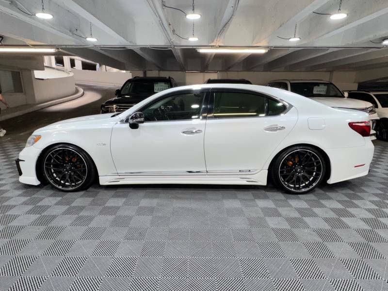 Lexus LS 4.6 460 V8 Se-l Saloon Euro 4 375 USF335 White #3