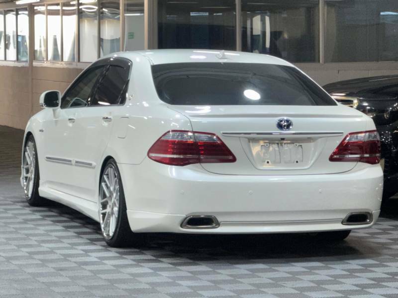 Toyota Crown Hybrid G Package 3.5 V6 Modellista - 2012 61 GWS049 White #3