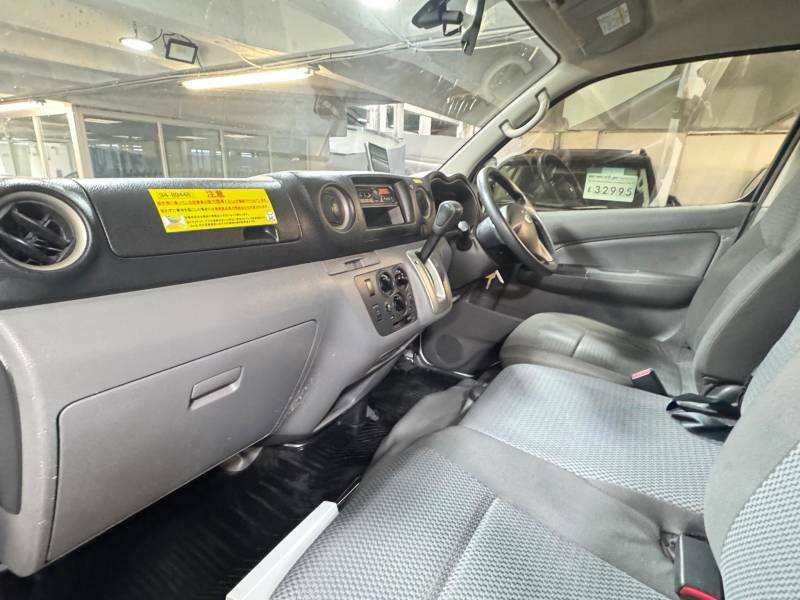 Nissan NV300 Crew Cab Lwb  #10